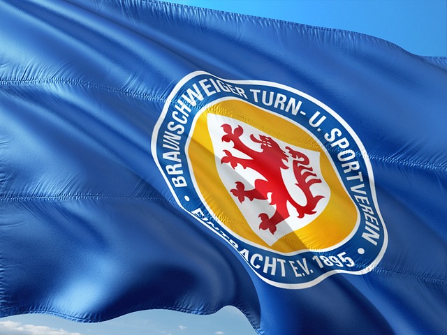 梅西担任足 梅西担任足